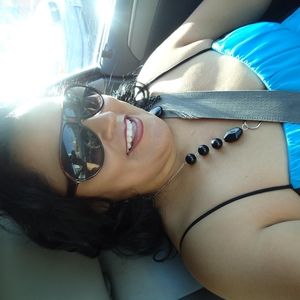 Meet your Posher, Tina